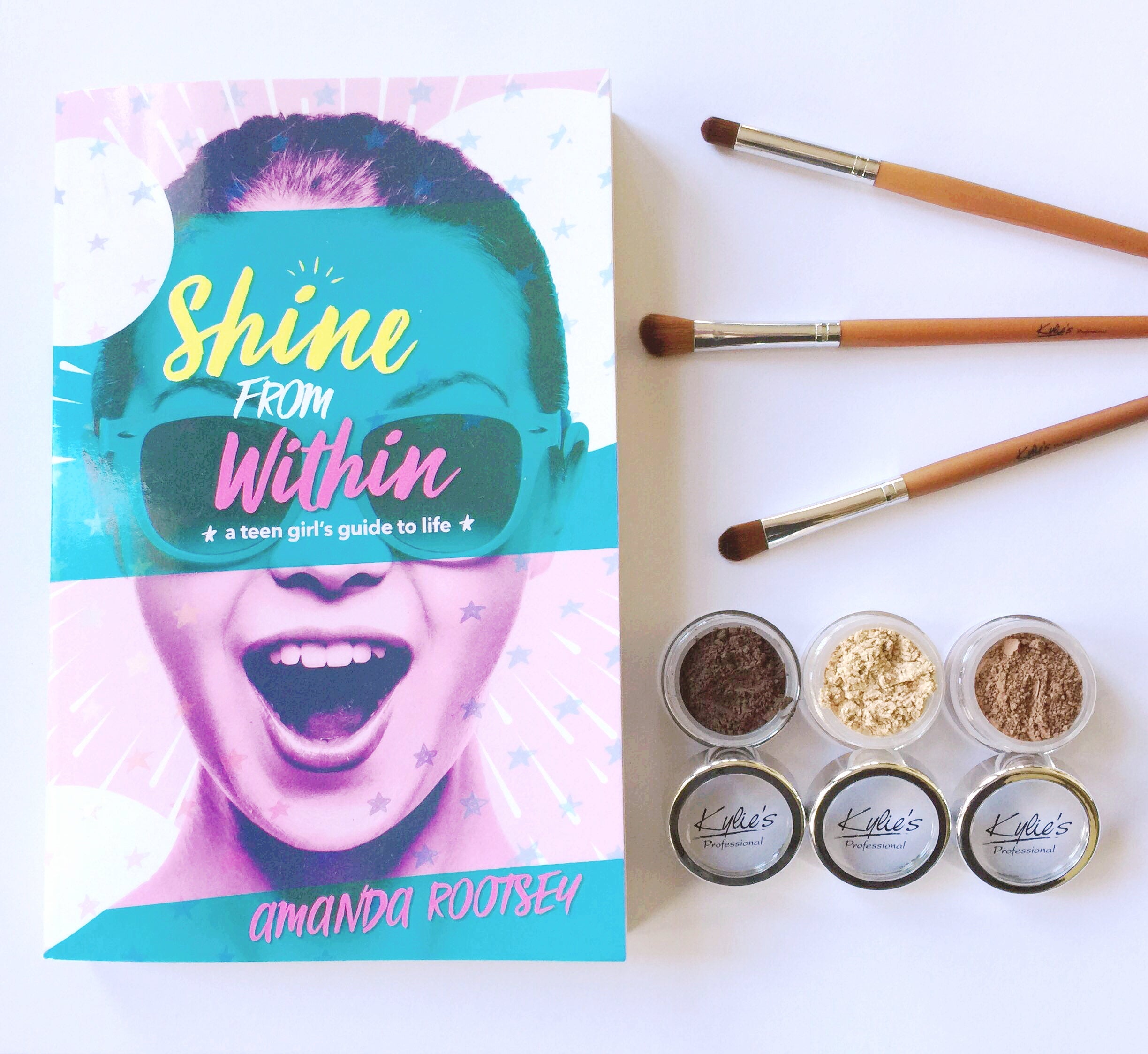 We love amazing people! To celebrate we have a wonderful prize!